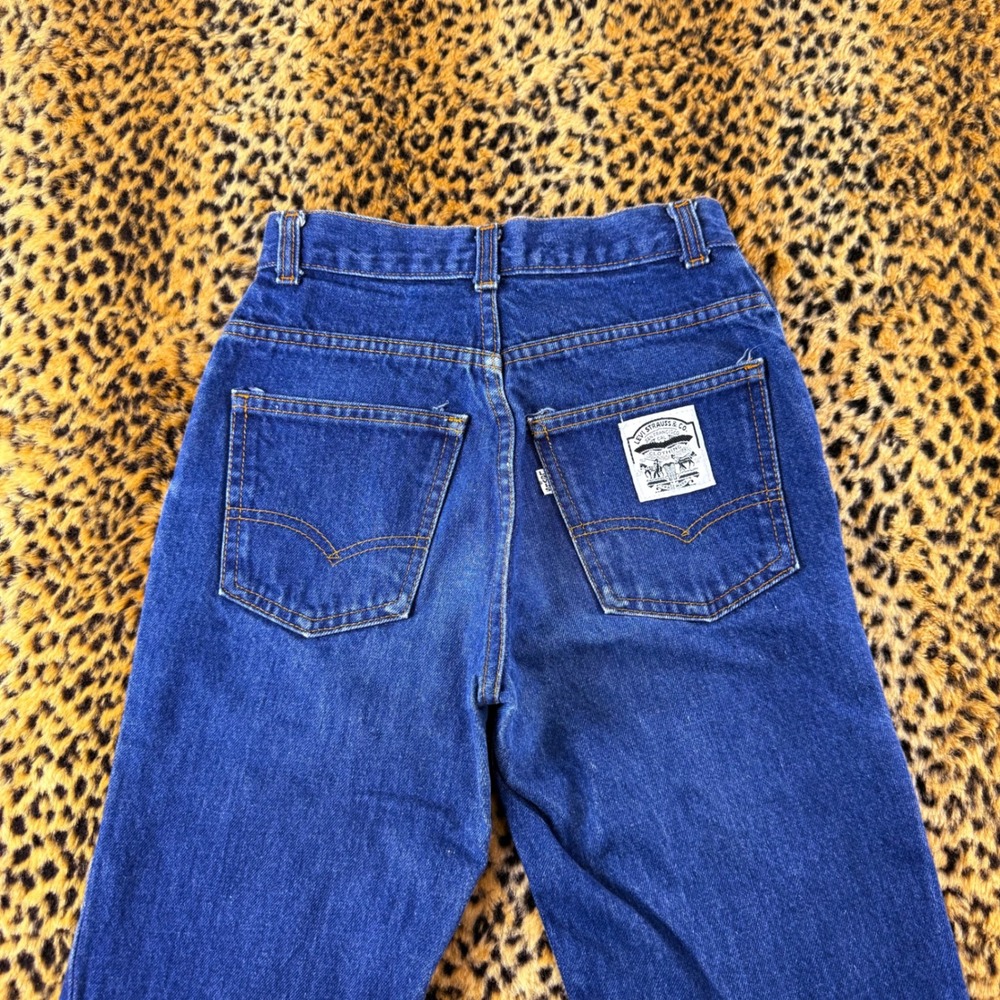 Vintage 1980s Levis 26068-0214 High Waisted White Tab Blue Jeans Size 5